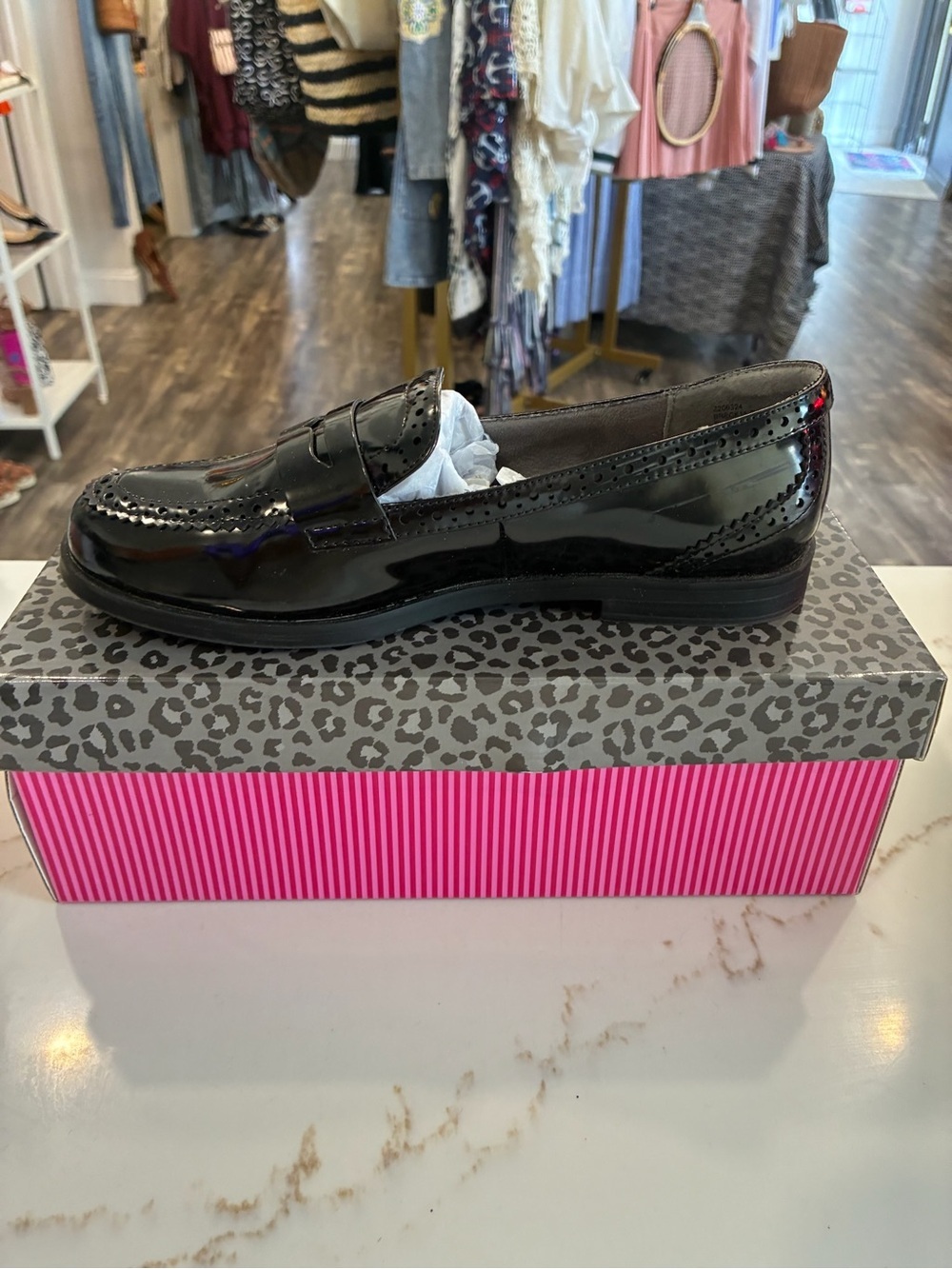 me too Black Patent Leather Women's Penny Loafers